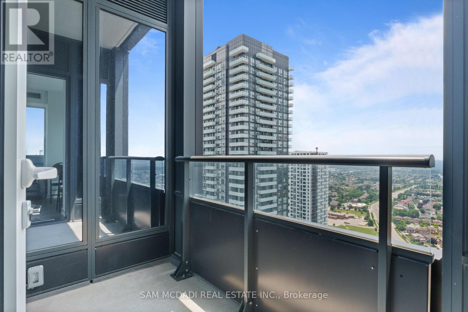 3810 - 395 Square One Drive, Mississauga, Ontario  L5B 0P6 - Photo 12 - W13627774