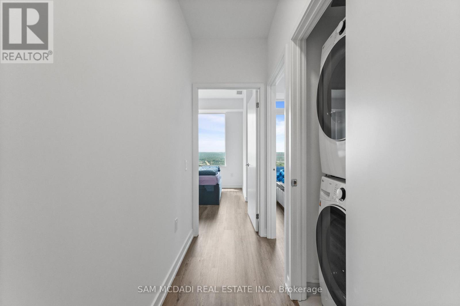 3810 - 395 Square One Drive, Mississauga, Ontario  L5B 0P6 - Photo 19 - W13627774