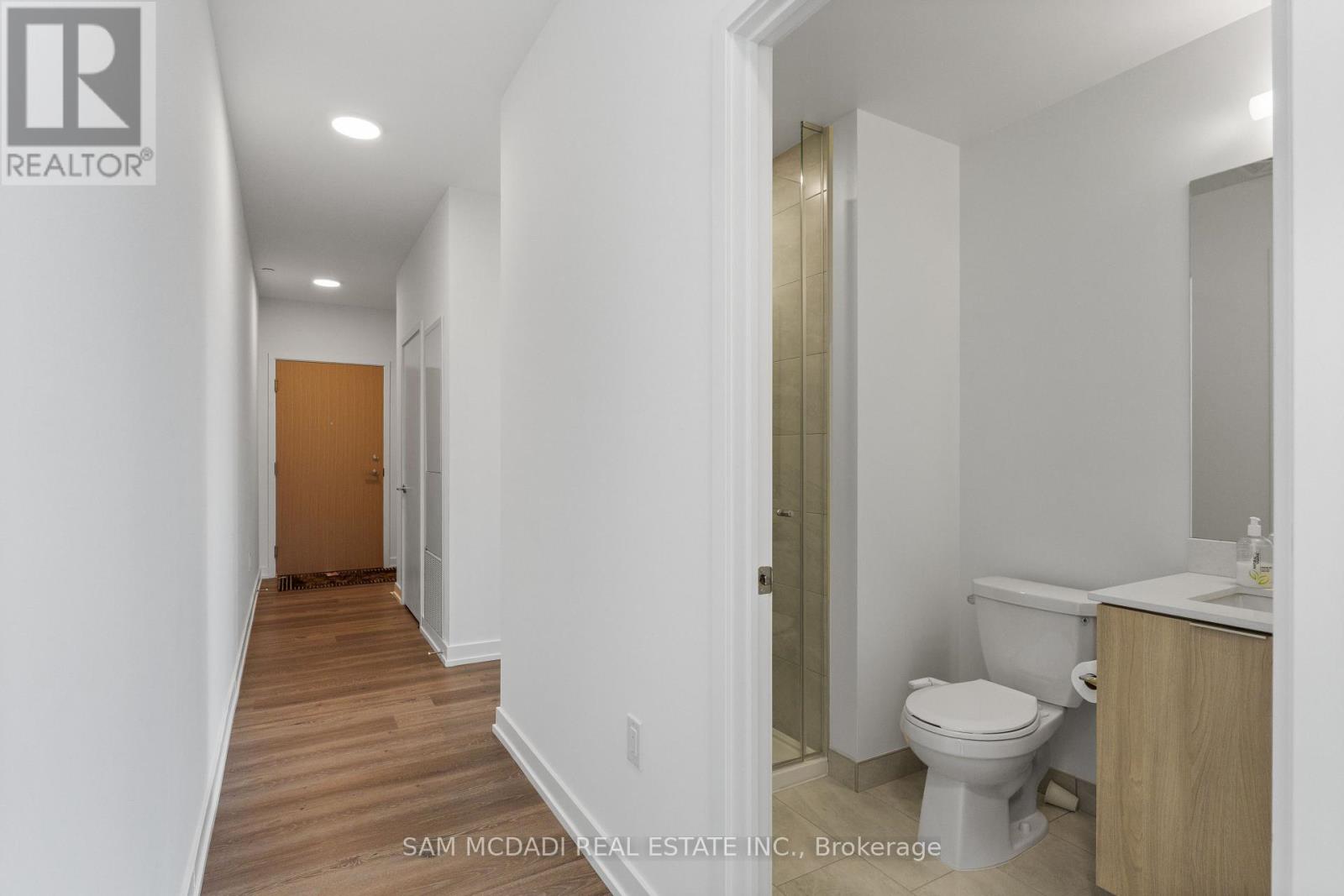 3810 - 395 Square One Drive, Mississauga, Ontario  L5B 0P6 - Photo 21 - W13627774