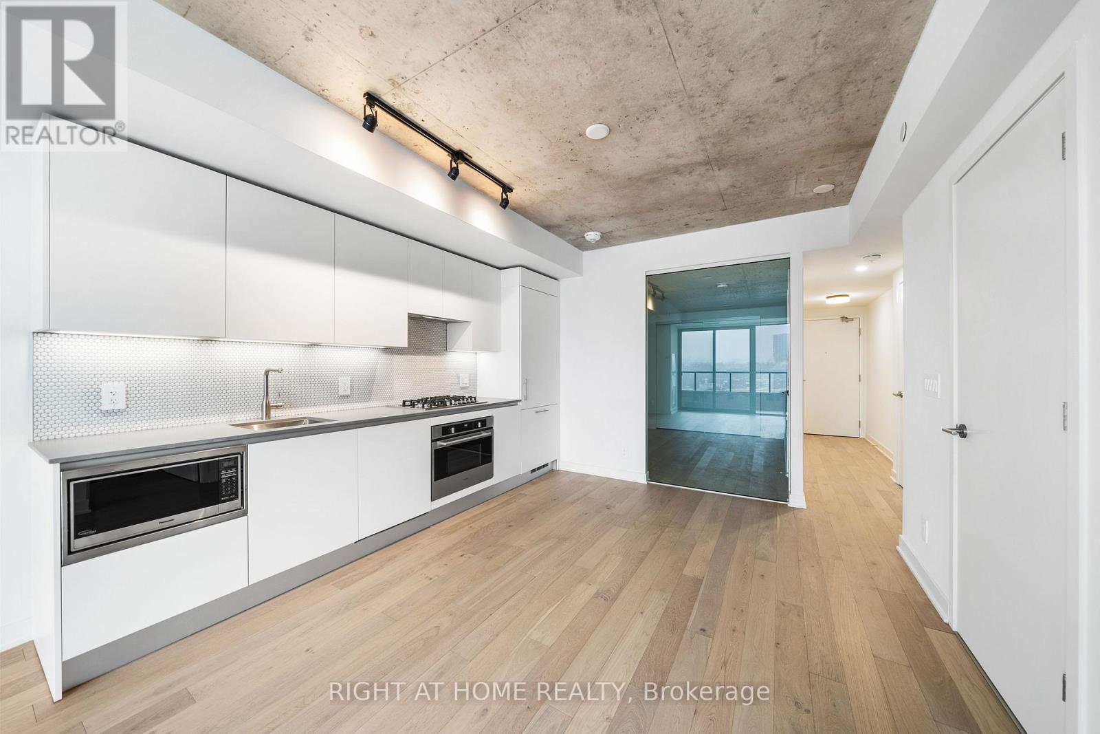 520 - 2720 Dundas Street, Toronto, Ontario  M6P 0C3 - Photo 14 - W13627778