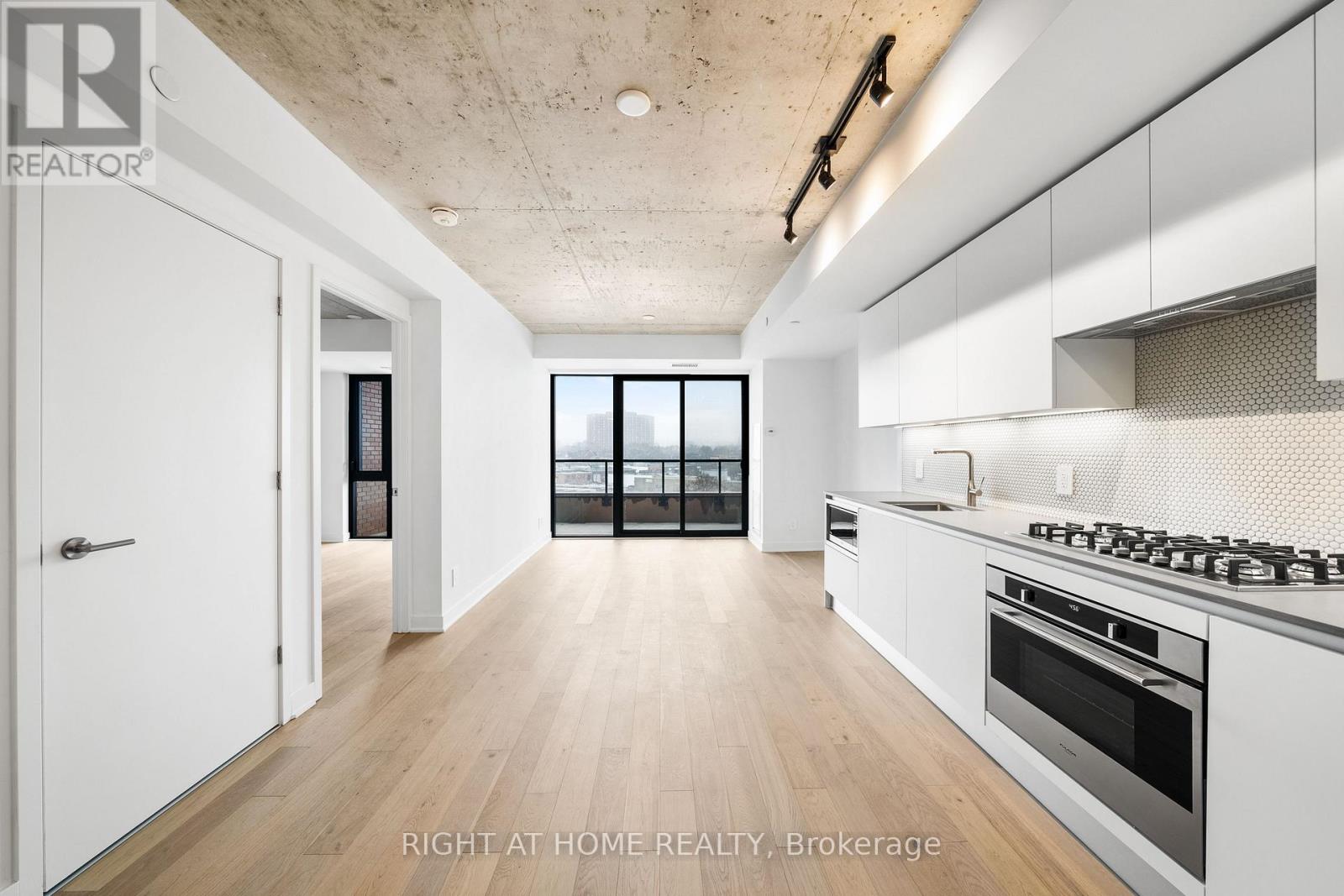 520 - 2720 Dundas Street, Toronto, Ontario  M6P 0C3 - Photo 15 - W13627778