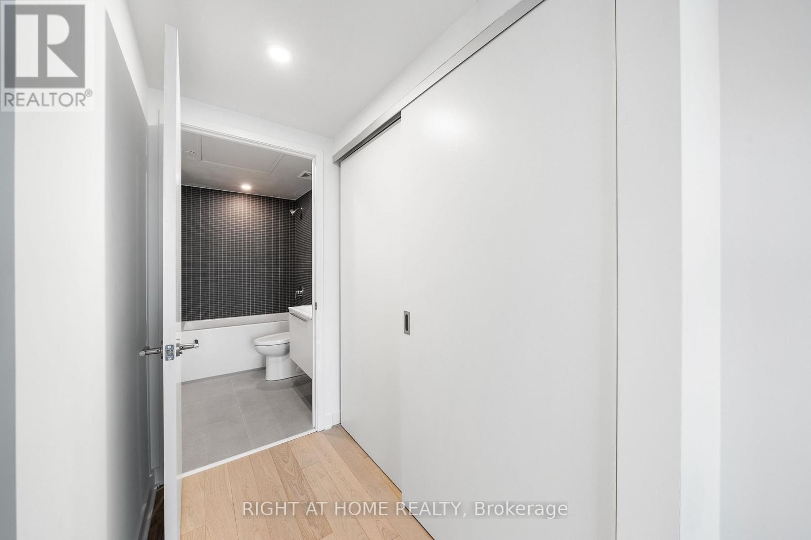 520 - 2720 Dundas Street, Toronto, Ontario  M6P 0C3 - Photo 17 - W13627778