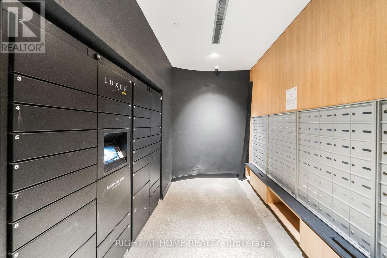 520 - 2720 Dundas Street, Toronto, Ontario  M6P 0C3 - Photo 24 - W13627778
