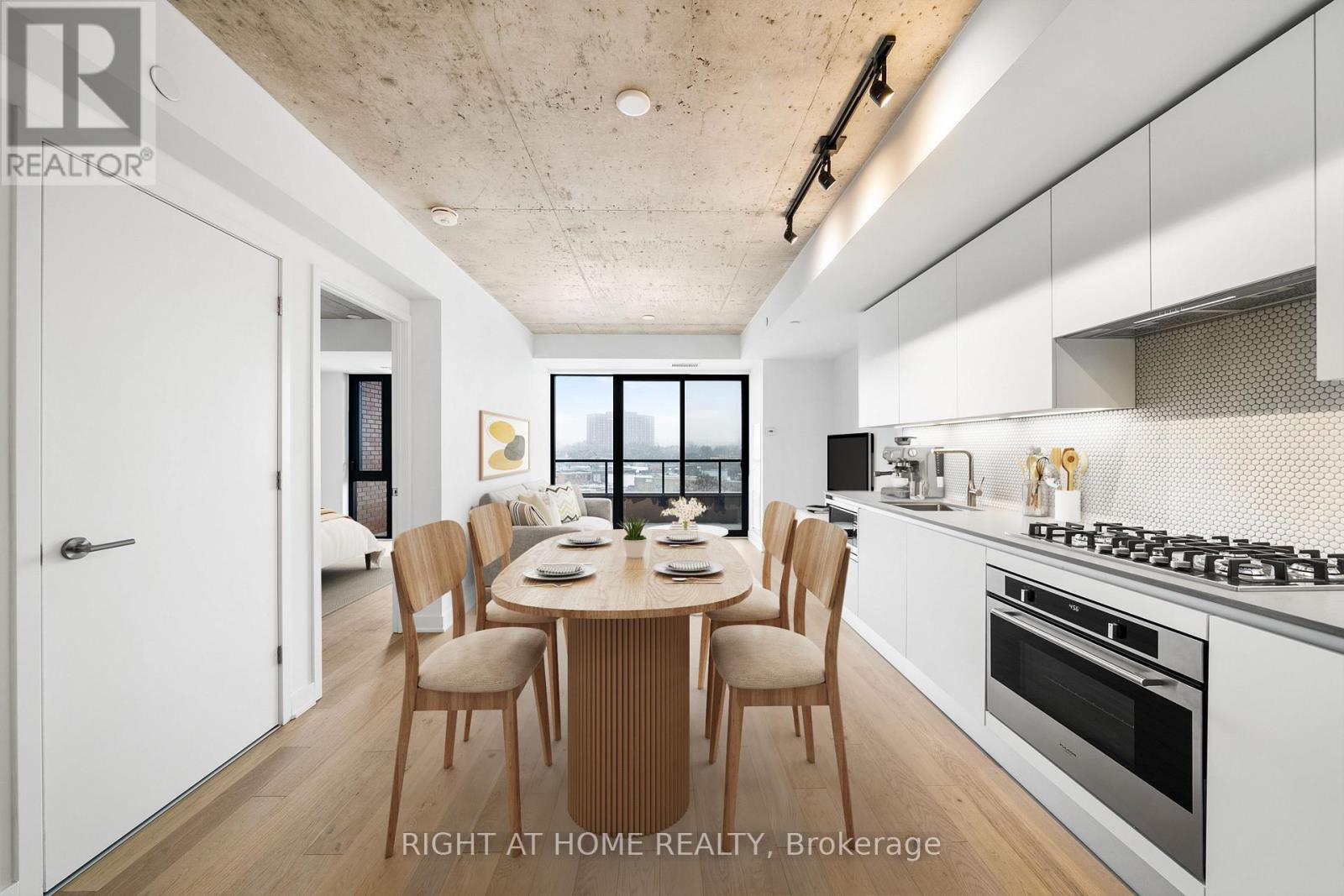 520 - 2720 Dundas Street, Toronto, Ontario  M6P 0C3 - Photo 3 - W13627778