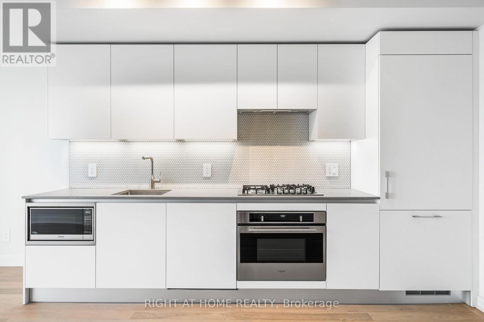 520 - 2720 Dundas Street, Toronto, Ontario  M6P 0C3 - Photo 8 - W13627778