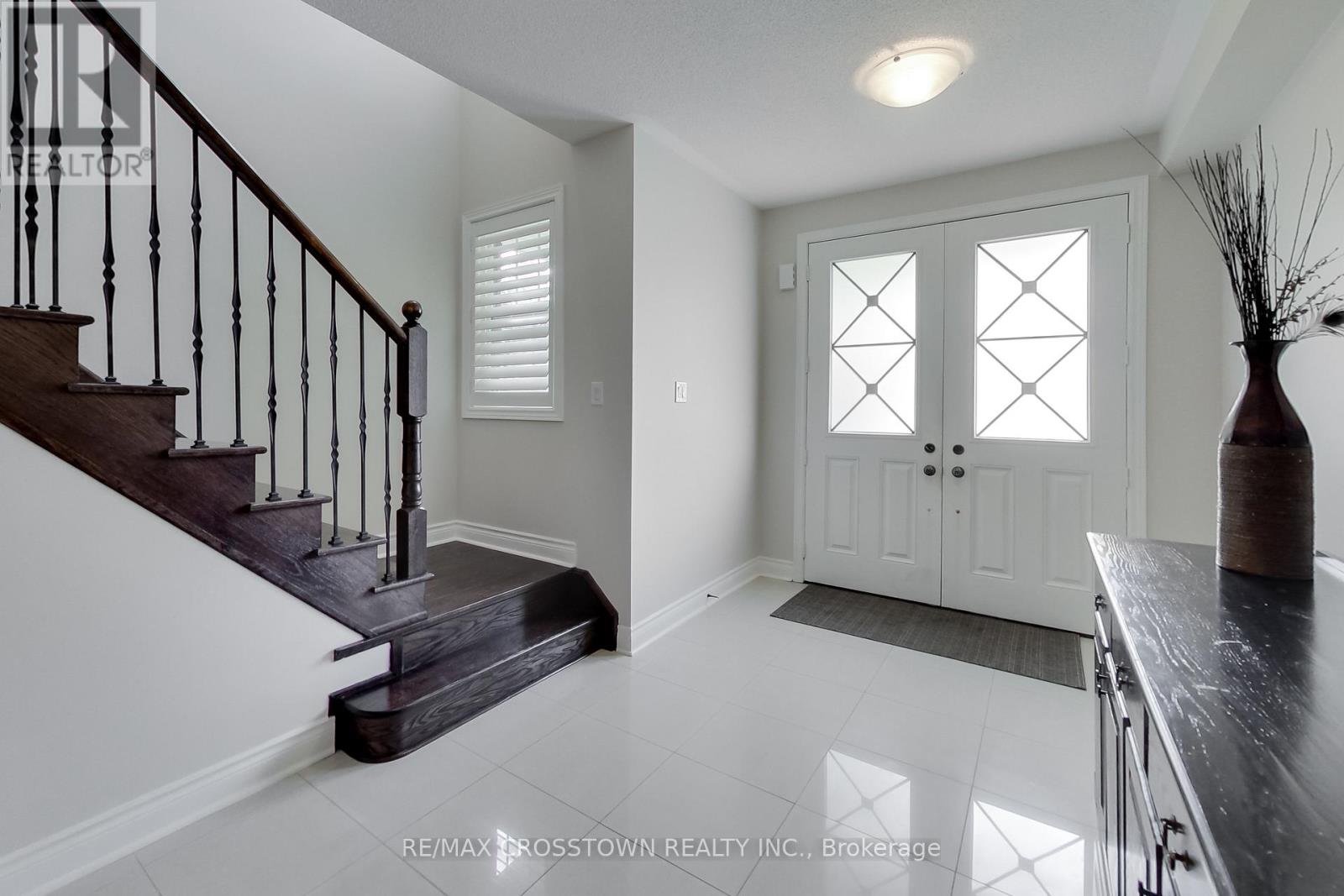 23 Boyces Creek Court, Caledon, Ontario  L7C 3S1 - Photo 4 - W13627786