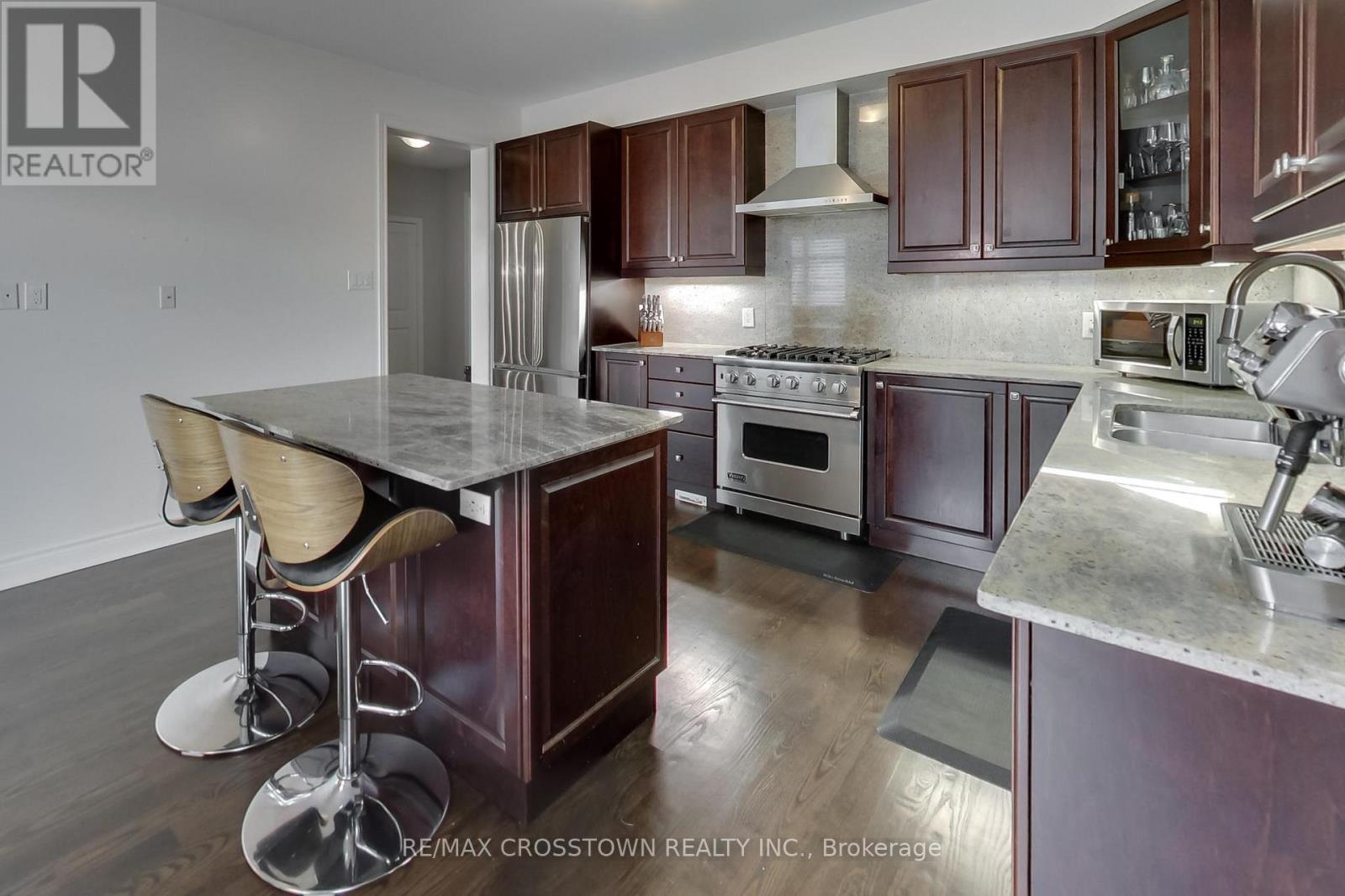 23 Boyces Creek Court, Caledon, Ontario  L7C 3S1 - Photo 6 - W13627786