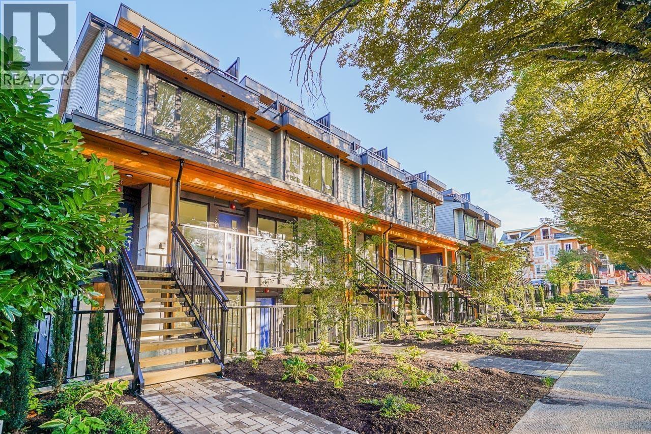 4728 DUCHESS STREET, Vancouver, British Columbia