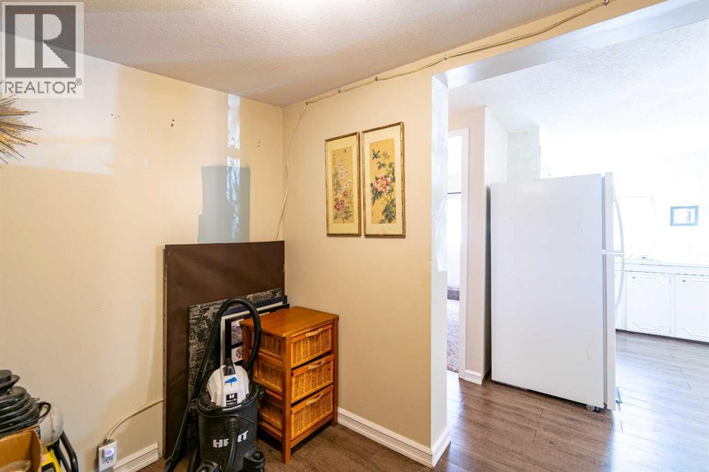 4 48a Street Close, Alix, Alberta  T0C 0B0 - Photo 8 - A2328854