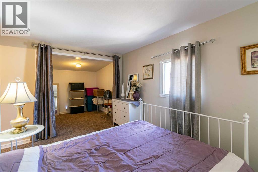 4 48a Street Close, Alix, Alberta  T0C 0B0 - Photo 25 - A2328854