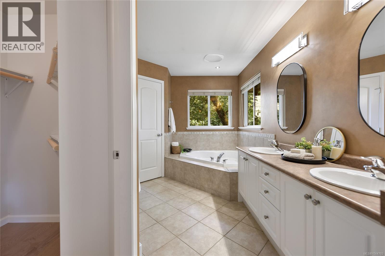 209 Shadow Ridge Pl, View Royal, British Columbia  V8Z 5C8 - Photo 30 - 1044765