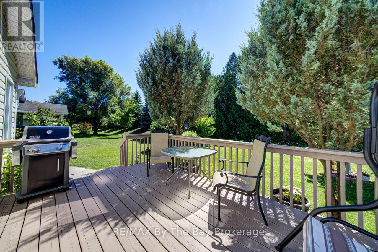 6 Illinois Crescent, Wasaga Beach, Ontario  L9Z 3A8 - Photo 30 - S13627782