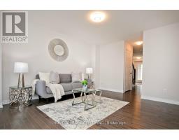 42 VANTAGE LOOP, Newmarket, Ontario