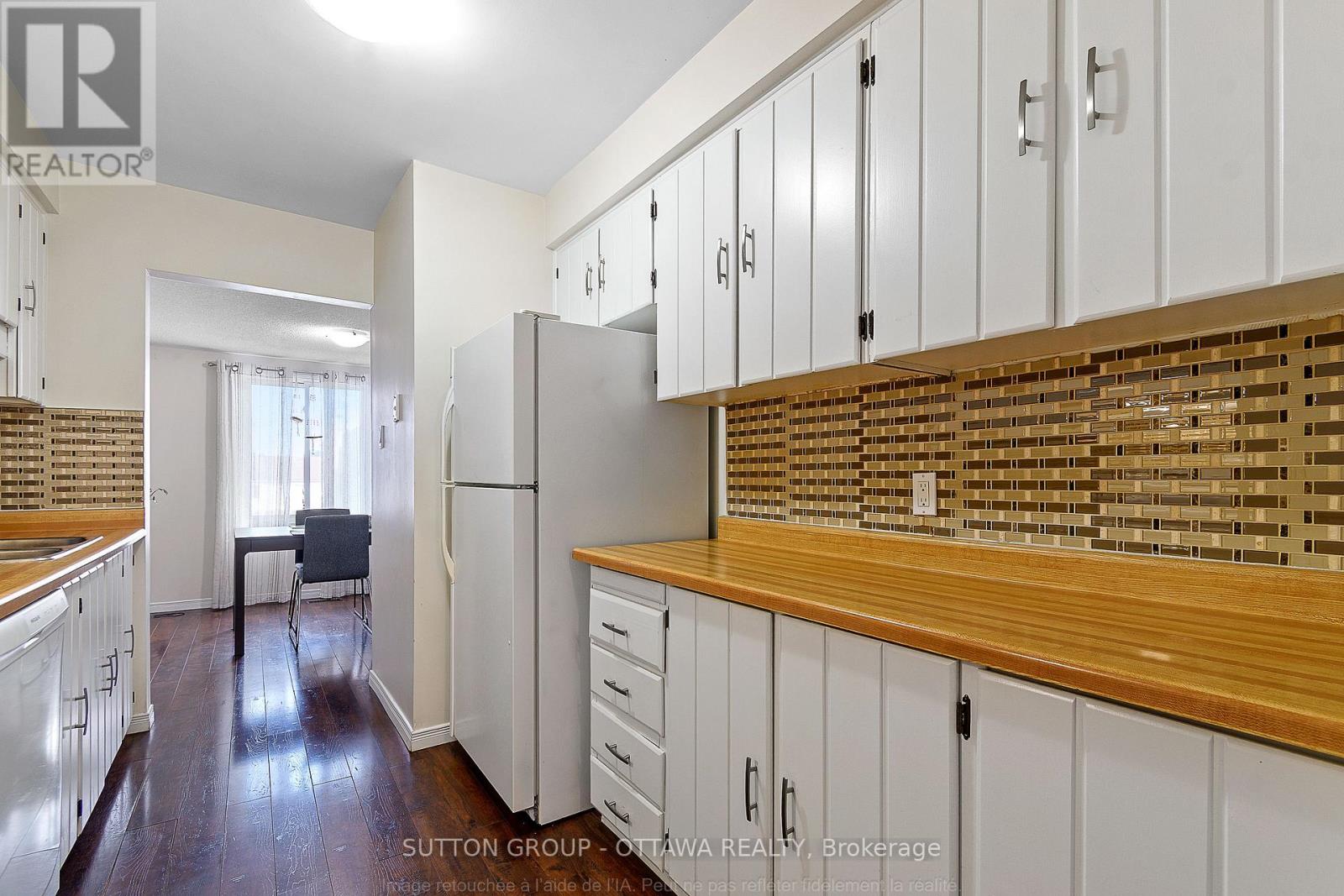 39 - 1803 Axminster Court, Ottawa, Ontario  K1C 1Z5 - Photo 6 - X13627798