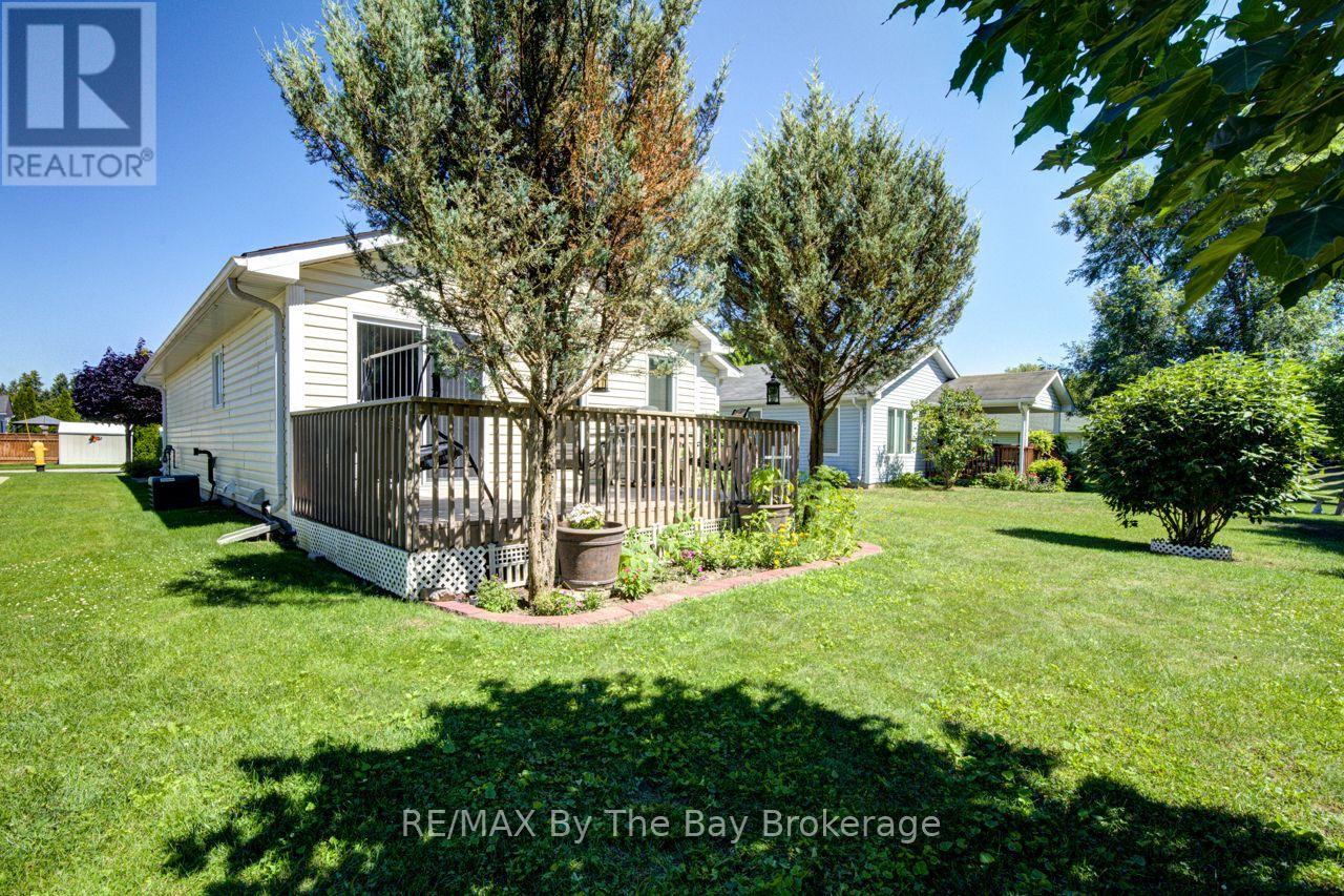 6 Illinois Crescent, Wasaga Beach, Ontario  L9Z 3A8 - Photo 28 - S13627782