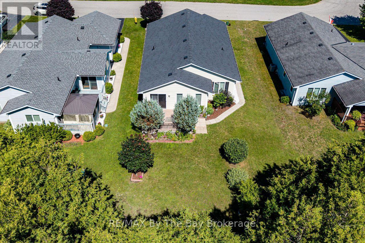 6 Illinois Crescent, Wasaga Beach, Ontario  L9Z 3A8 - Photo 34 - S13627782
