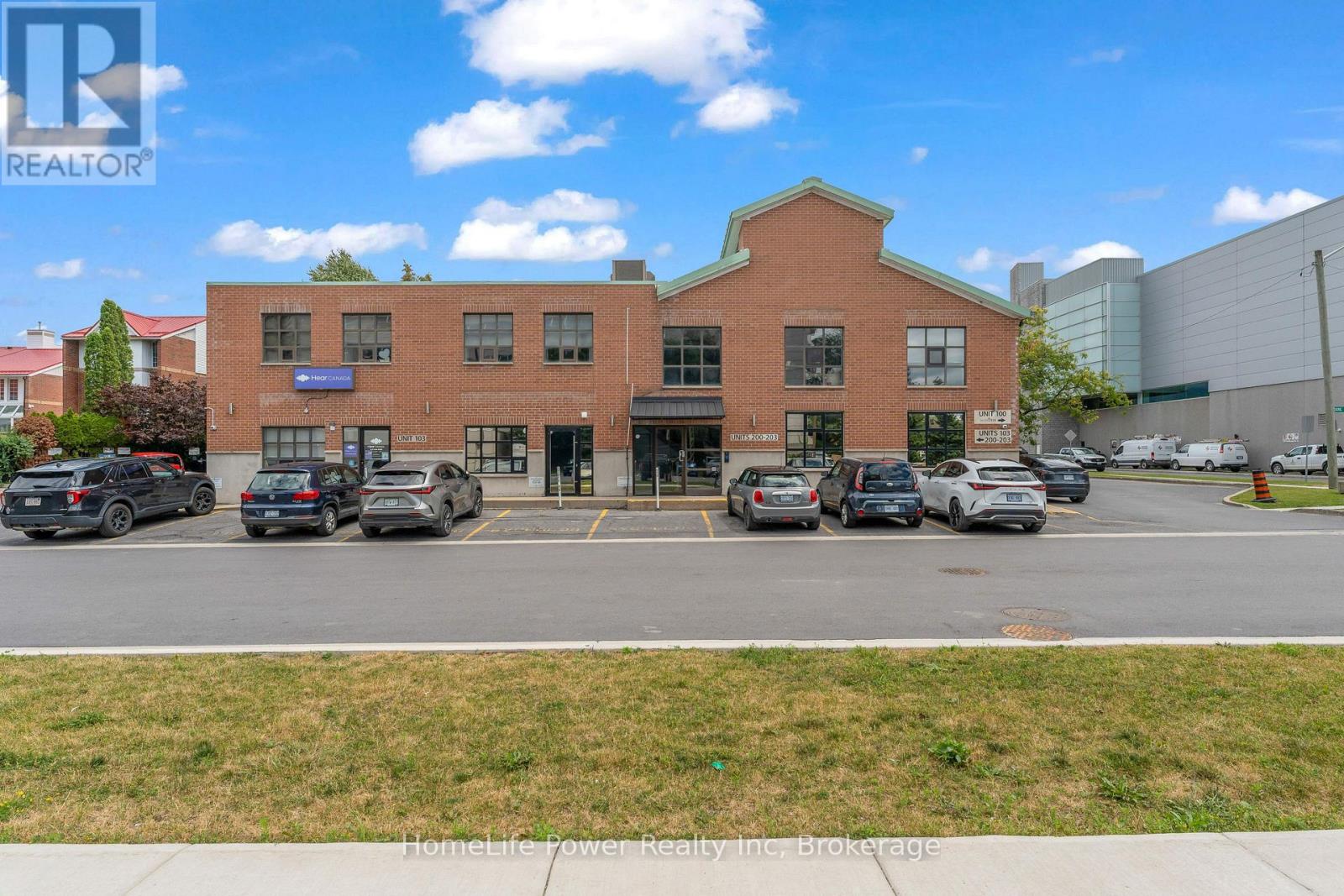 203 & 204 - 27 Place D'armes Place, Kingston, Ontario  K7K 6Z6 - Photo 2 - X13627806