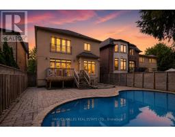 188 FLORENCE AVENUE, Toronto, Ontario