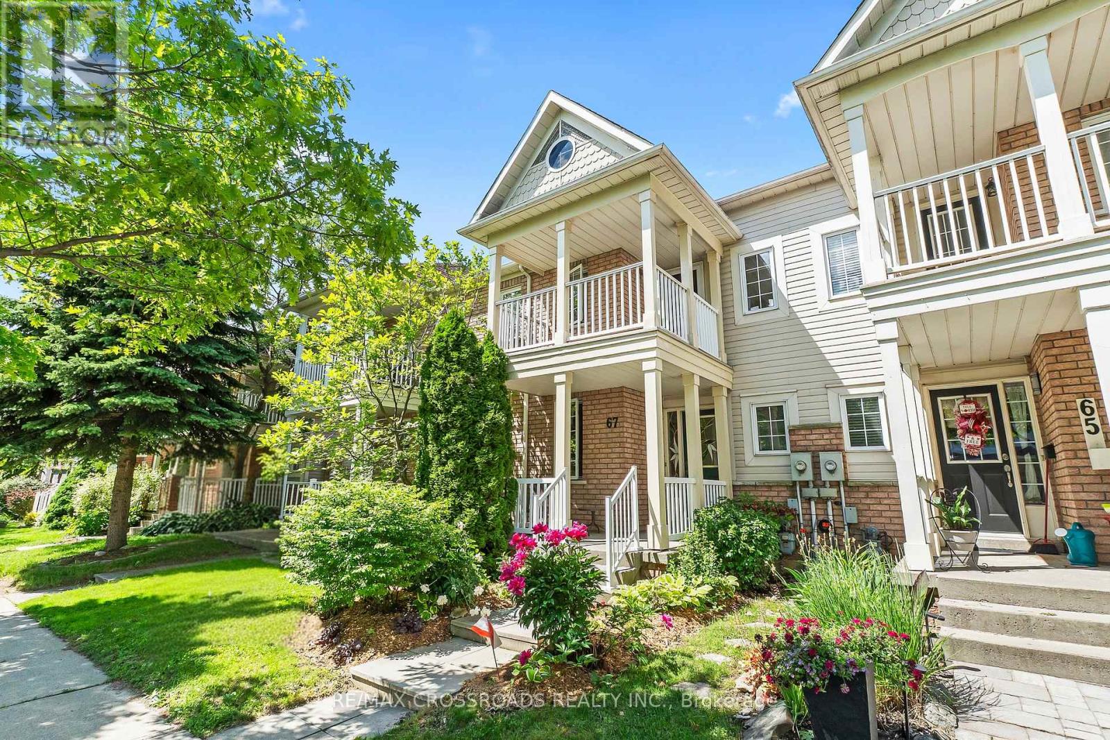 67 REGATTA CRESCENT, Whitby, Ontario