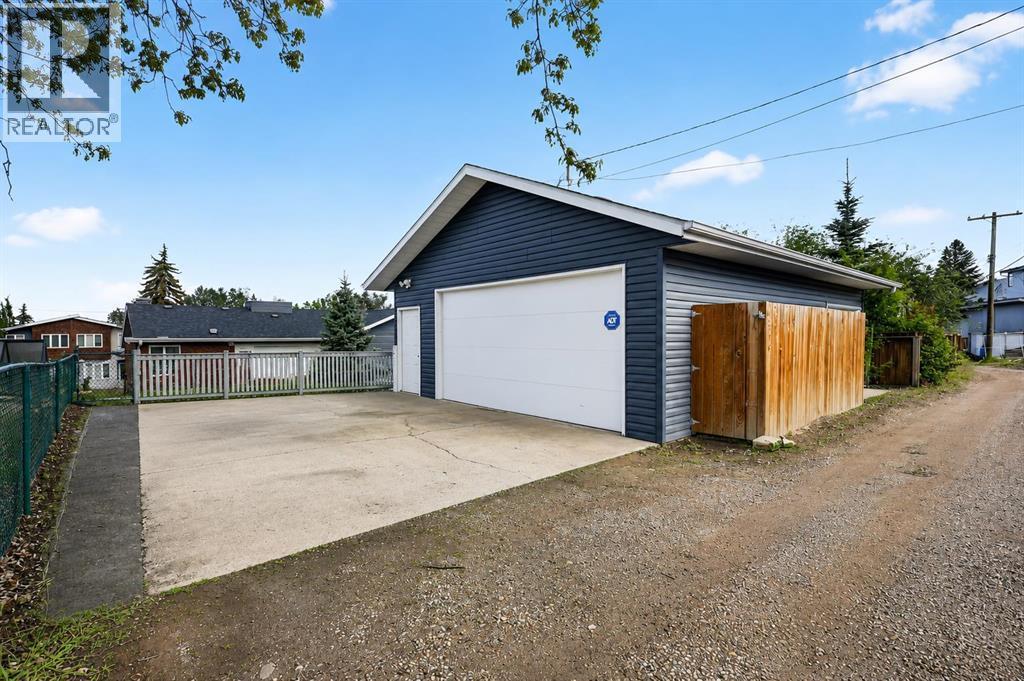 2316 Richmond Road Sw, Calgary, Alberta  T2T 5E4 - Photo 3 - A2316253