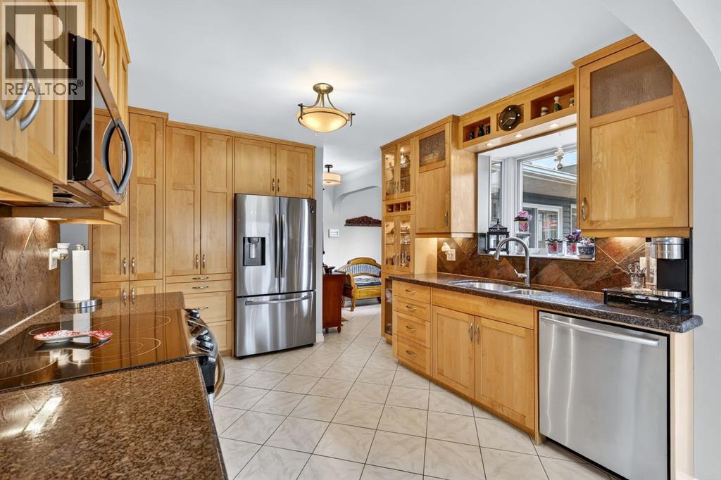 2316 Richmond Road Sw, Calgary, Alberta  T2T 5E4 - Photo 14 - A2316253