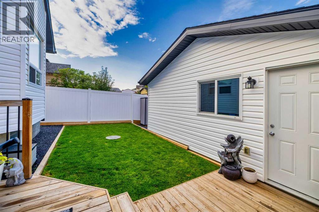 1105 Country Hills Circle NW, Calgary, Alberta  T3K 4W9 - Photo 36 - A2331764