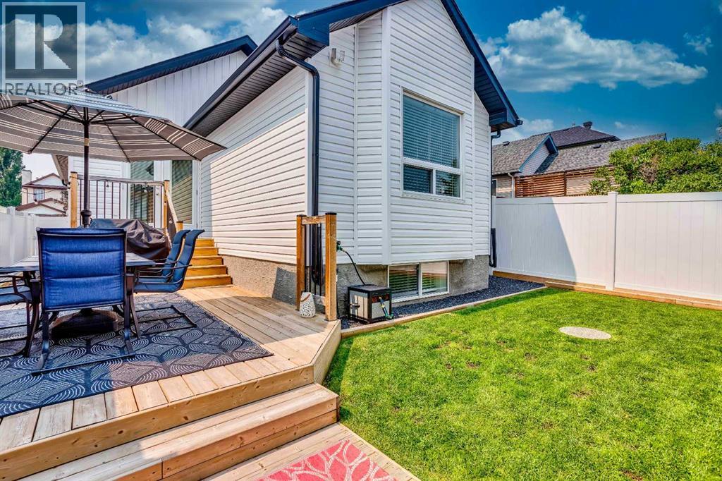1105 Country Hills Circle NW, Calgary, Alberta  T3K 4W9 - Photo 33 - A2331764