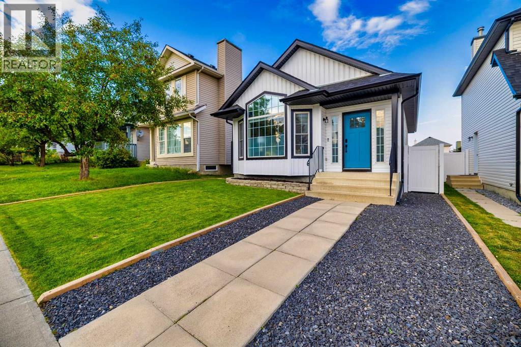 1105 Country Hills Circle NW, Calgary, Alberta  T3K 4W9 - Photo 3 - A2331764