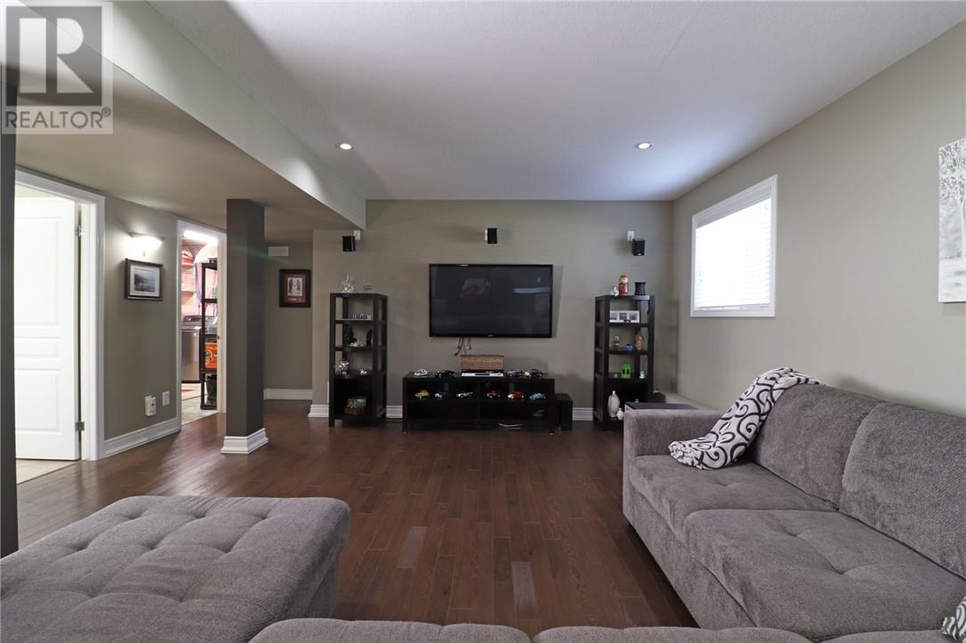 3086 Rebecca Street, Val Caron, Ontario  P3N 1S3 - Photo 23 - 2129579