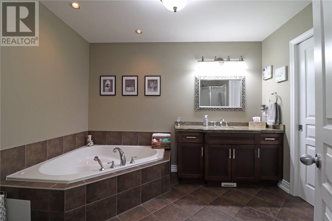 3086 Rebecca Street, Val Caron, Ontario  P3N 1S3 - Photo 18 - 2129579
