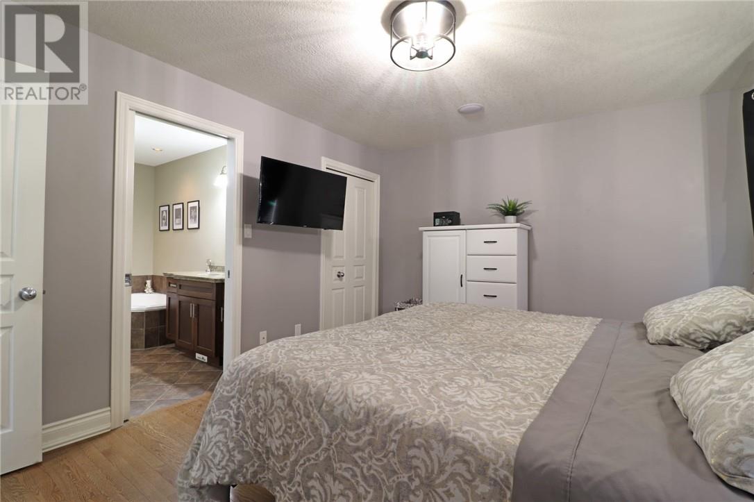 3086 Rebecca Street, Val Caron, Ontario  P3N 1S3 - Photo 12 - 2129579