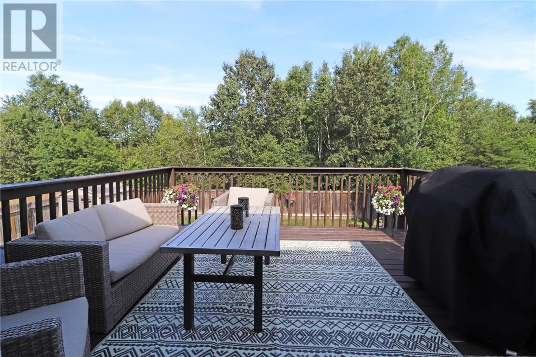 3086 Rebecca Street, Val Caron, Ontario  P3N 1S3 - Photo 27 - 2129579