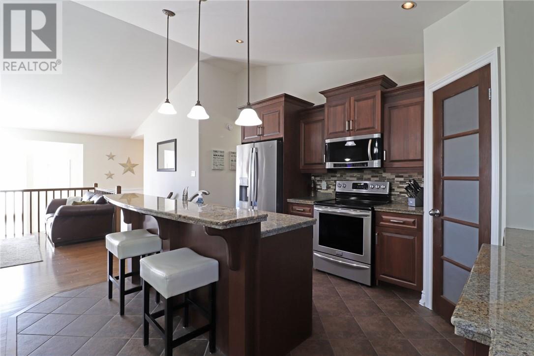 3086 Rebecca Street, Val Caron, Ontario  P3N 1S3 - Photo 6 - 2129579
