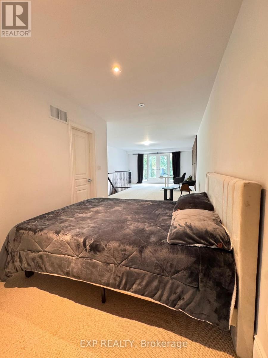 99 Hunt Avenue, Richmond Hill, Ontario  L4C 4H1 - Photo 10 - N13627834