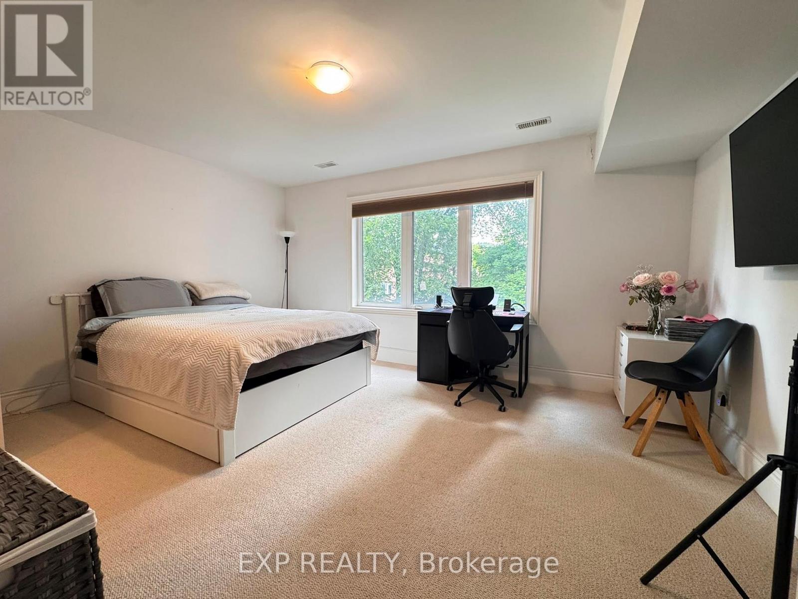 99 Hunt Avenue, Richmond Hill, Ontario  L4C 4H1 - Photo 11 - N13627834