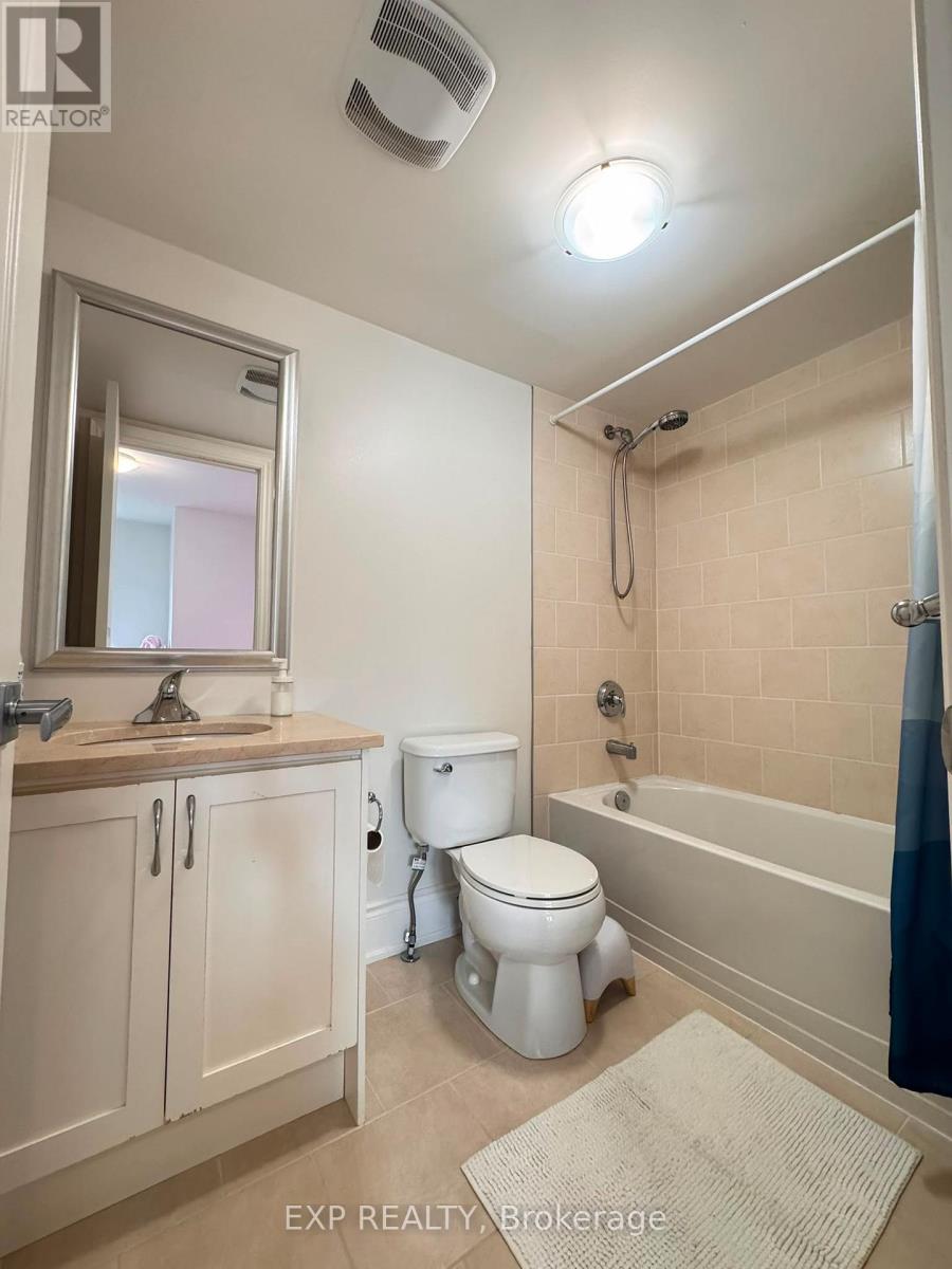 99 Hunt Avenue, Richmond Hill, Ontario  L4C 4H1 - Photo 17 - N13627834