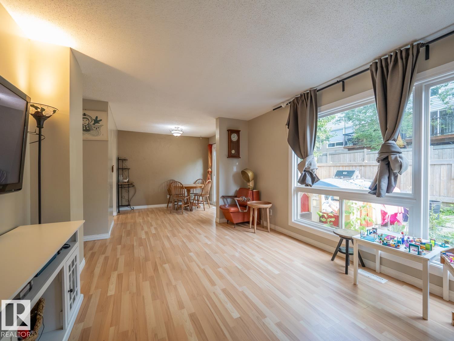 208 Grandin Vg, St. Albert, Alberta  T8N 2J3 - Photo 12 - E4501718
