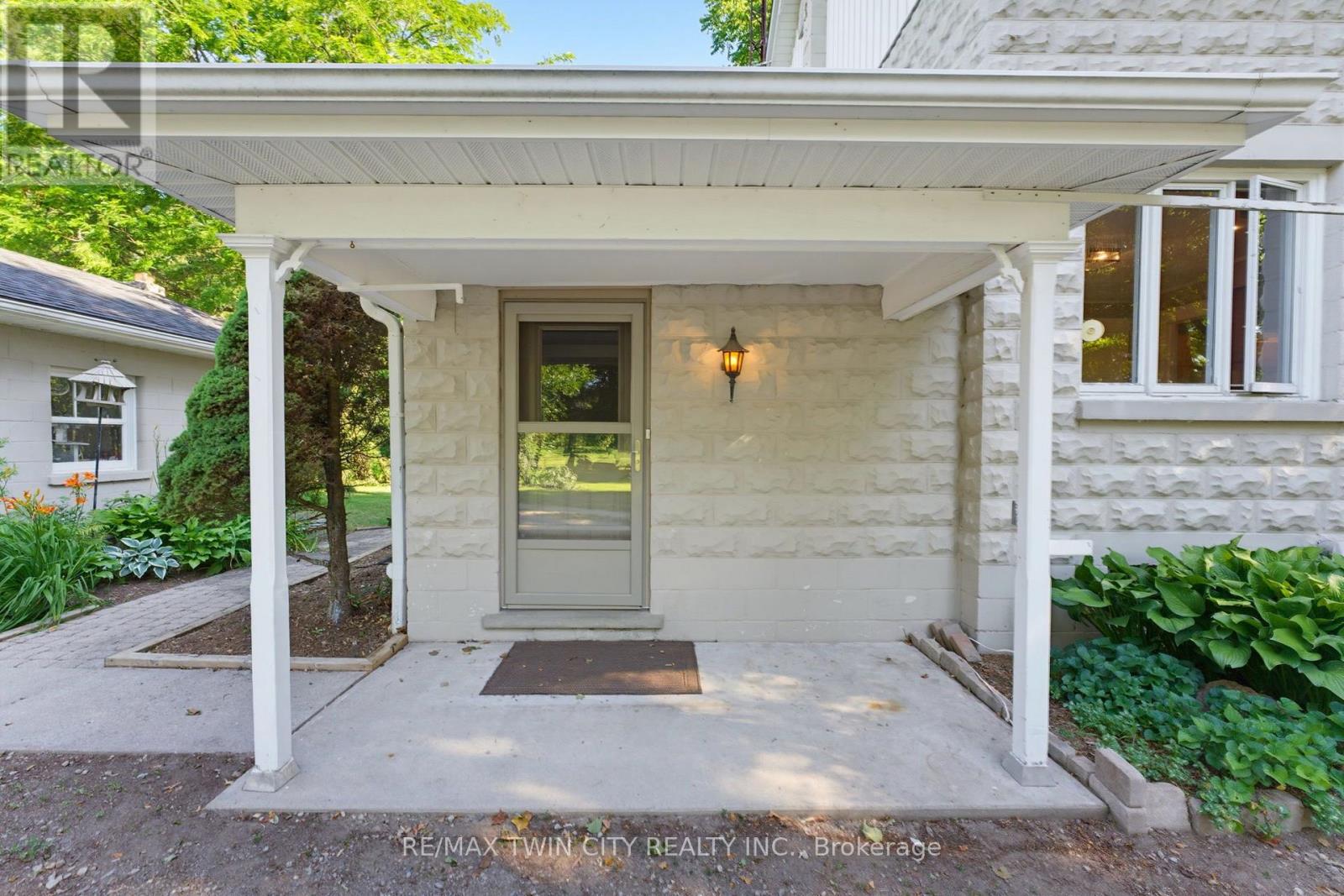 321 Pinehurst Road, Brant, Ontario  N3L 3E2 - Photo 10 - X13627822