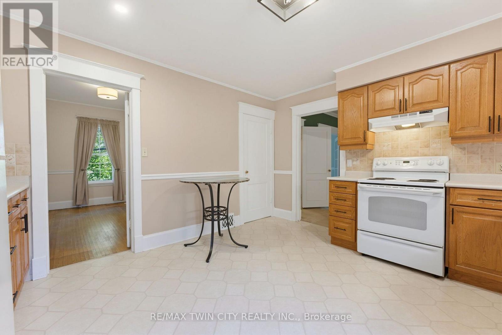 321 Pinehurst Road, Brant, Ontario  N3L 3E2 - Photo 14 - X13627822