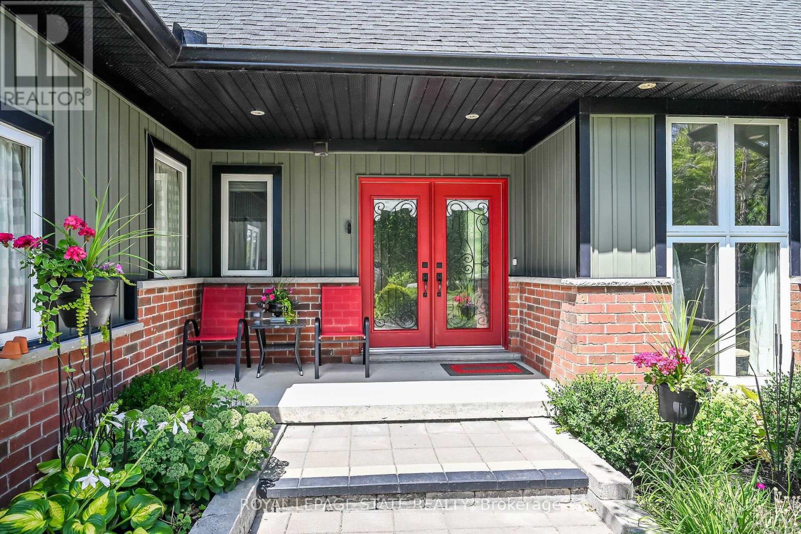 741 South Coast Drive, Haldimand, Ontario  N0A 1L0 - Photo 2 - X13627830