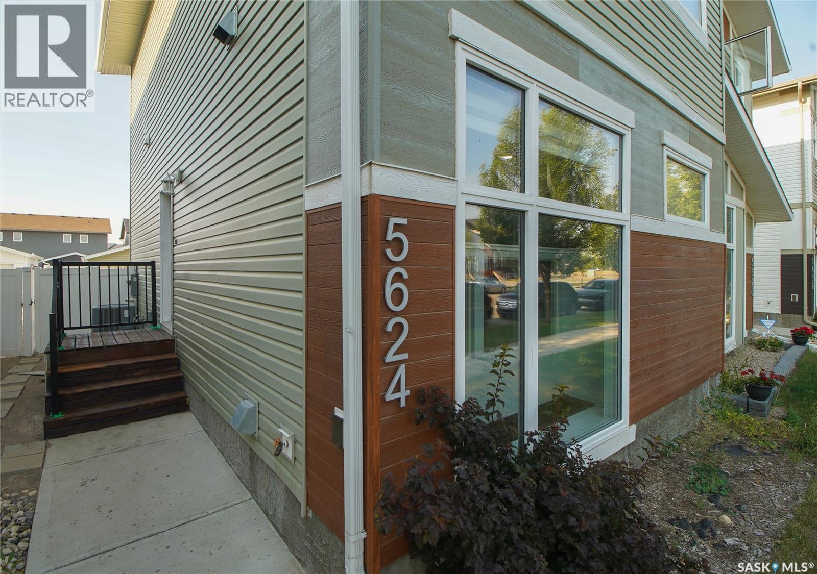5624 TUTOR WAY, Regina, Saskatchewan