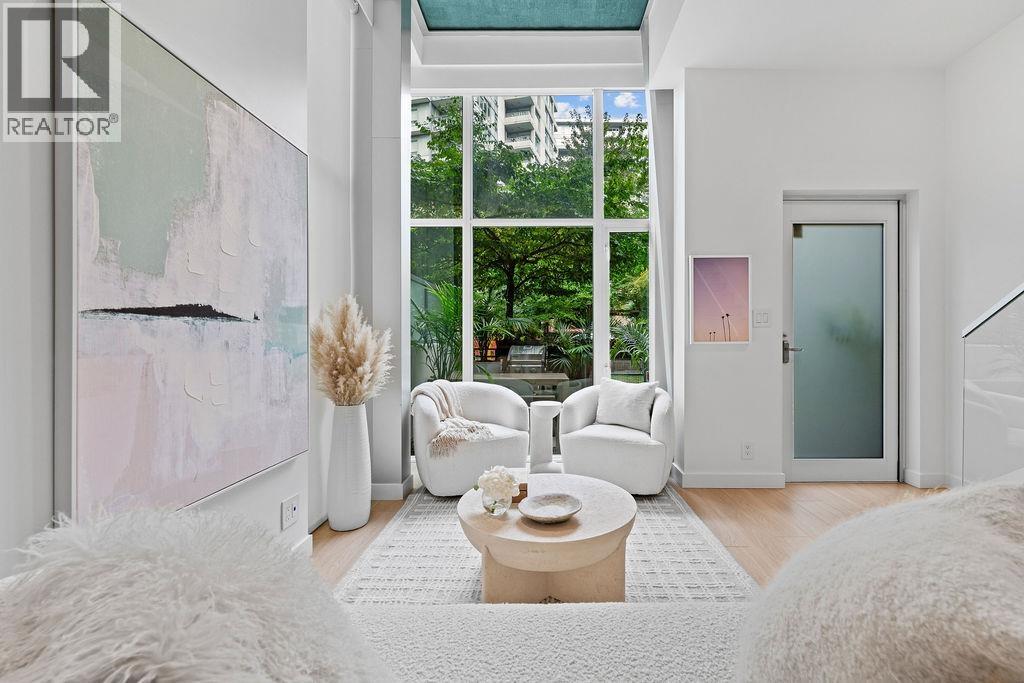141 E 1st Avenue, Vancouver, British Columbia V6A 0E8 - Photo 16 - R3146086
