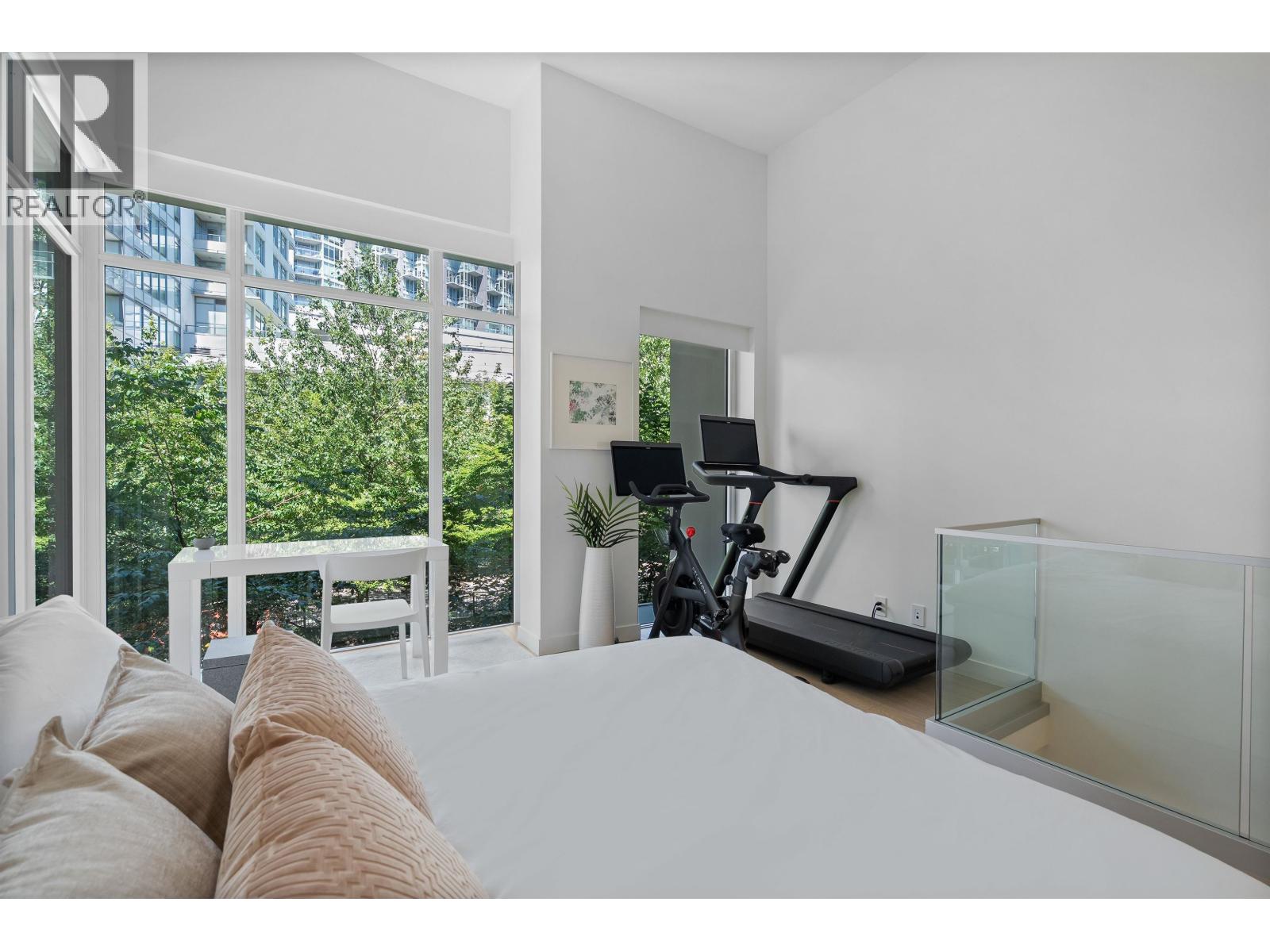 141 E 1st Avenue, Vancouver, British Columbia V6A 0E8 - Photo 23 - R3146086