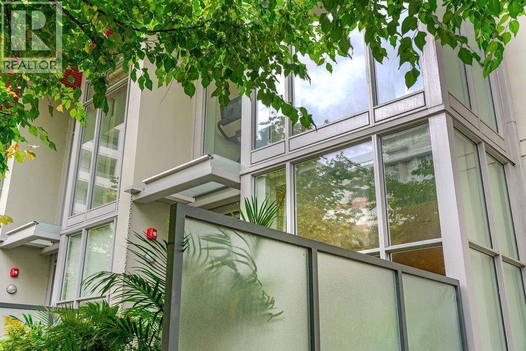 141 E 1st Avenue, Vancouver, British Columbia V6A 0E8 - Photo 33 - R3146086