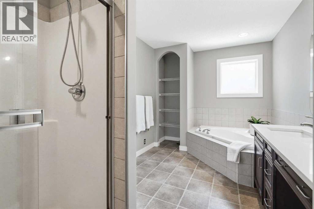 242 Tusslewood Grove NW, Calgary, Alberta  T3L 2Y4 - Photo 20 - A2333386