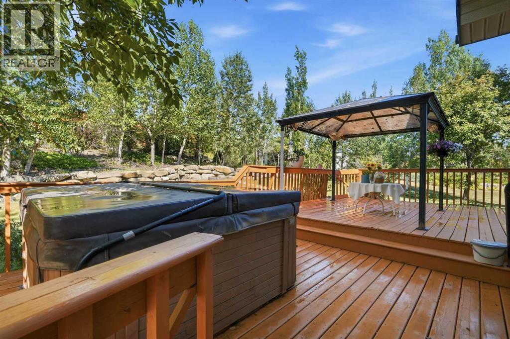 242 Tusslewood Grove NW, Calgary, Alberta  T3L 2Y4 - Photo 32 - A2333386