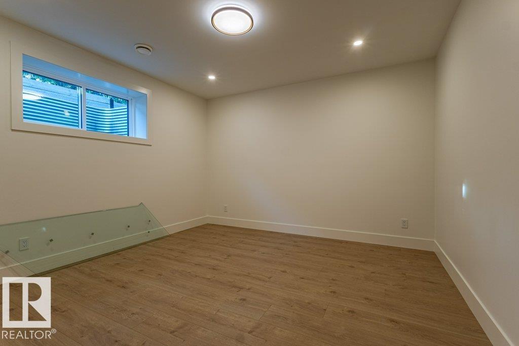 12306 39 Av Nw, Edmonton, Alberta  T6J 0N2 - Photo 63 - E4491098