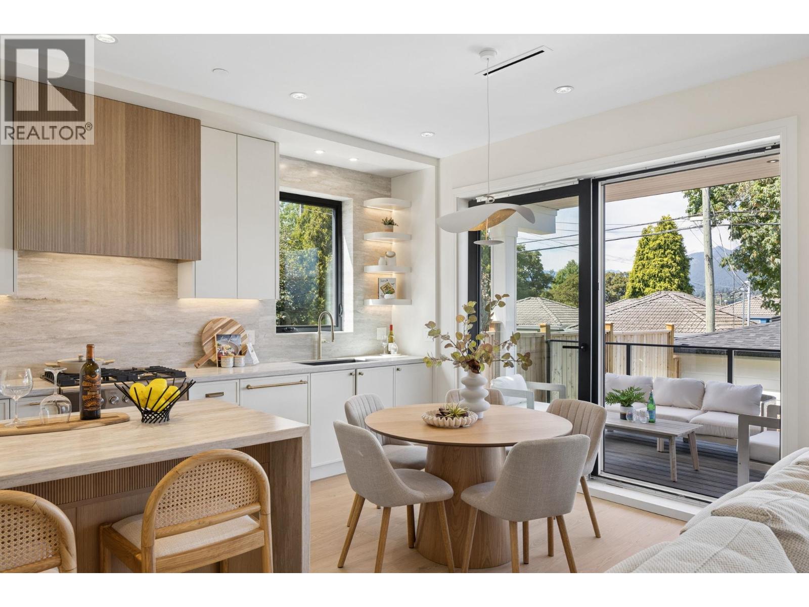 2 2815 Trinity Street, Vancouver, British Columbia  V5K 1E8 - Photo 12 - R3151776