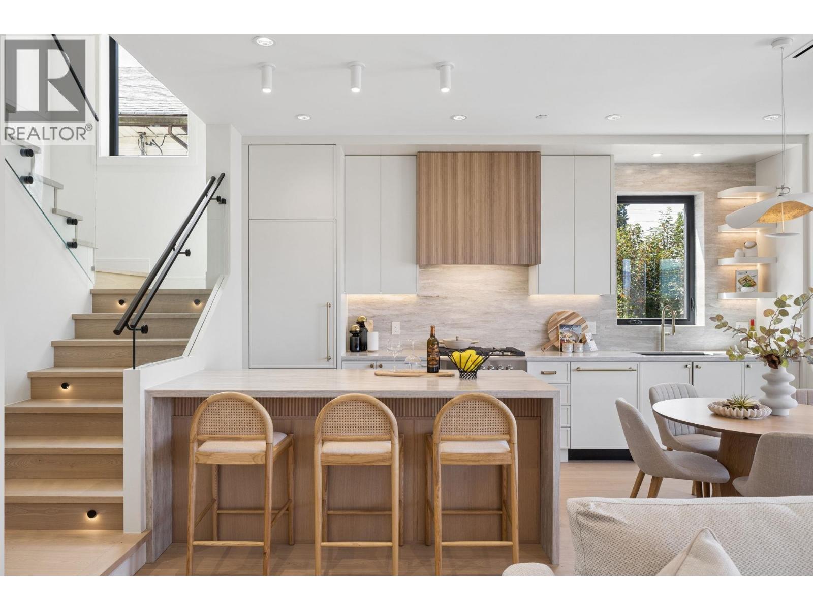 2 2815 Trinity Street, Vancouver, British Columbia  V5K 1E8 - Photo 10 - R3151776