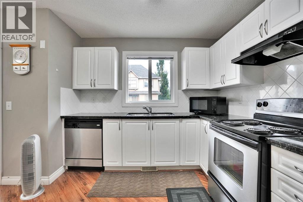 199 Cedarwood Lane Sw, Calgary, Alberta T2W 5X6 - Photo 13 - A2332012